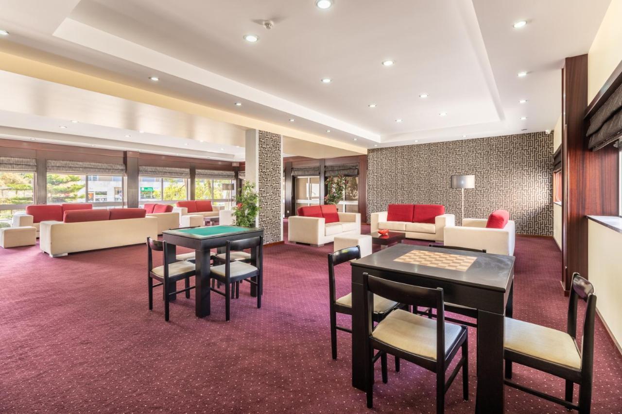 Hotel Colmeia Monte Real Eksteriør billede