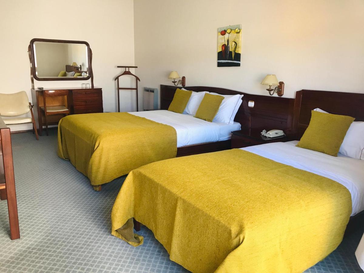 Hotel Colmeia Monte Real Eksteriør billede