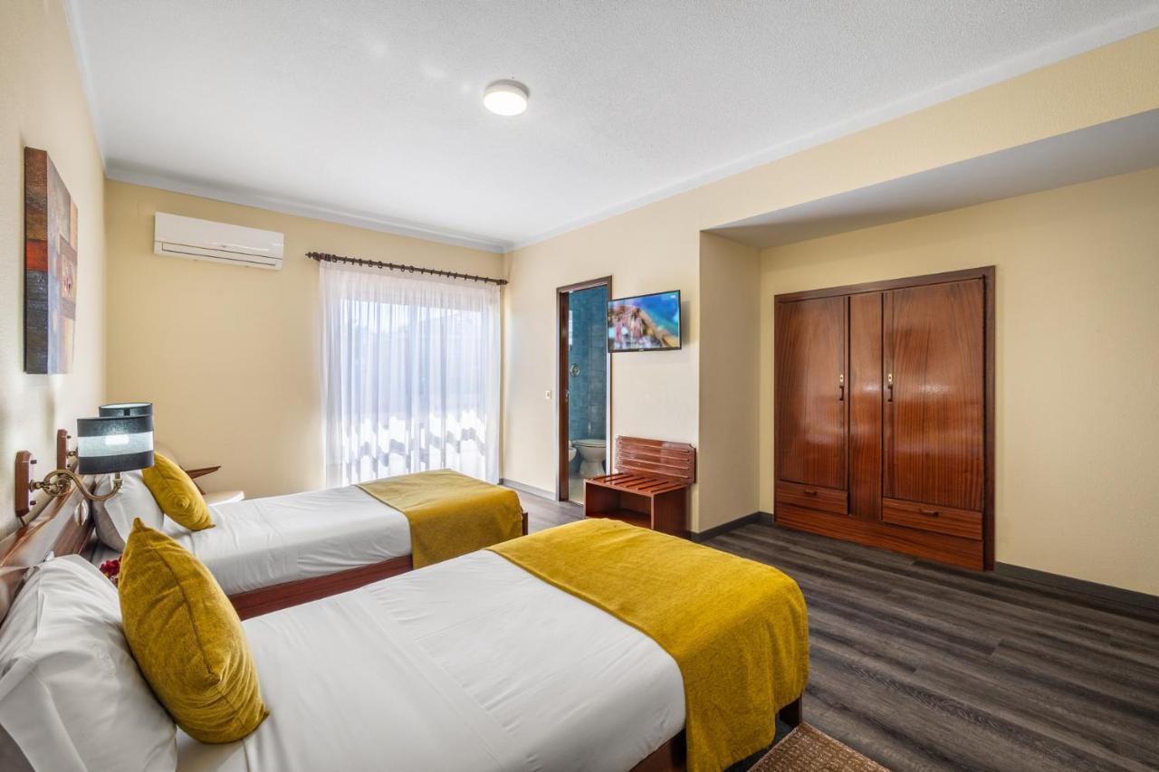 Hotel Colmeia Monte Real Eksteriør billede