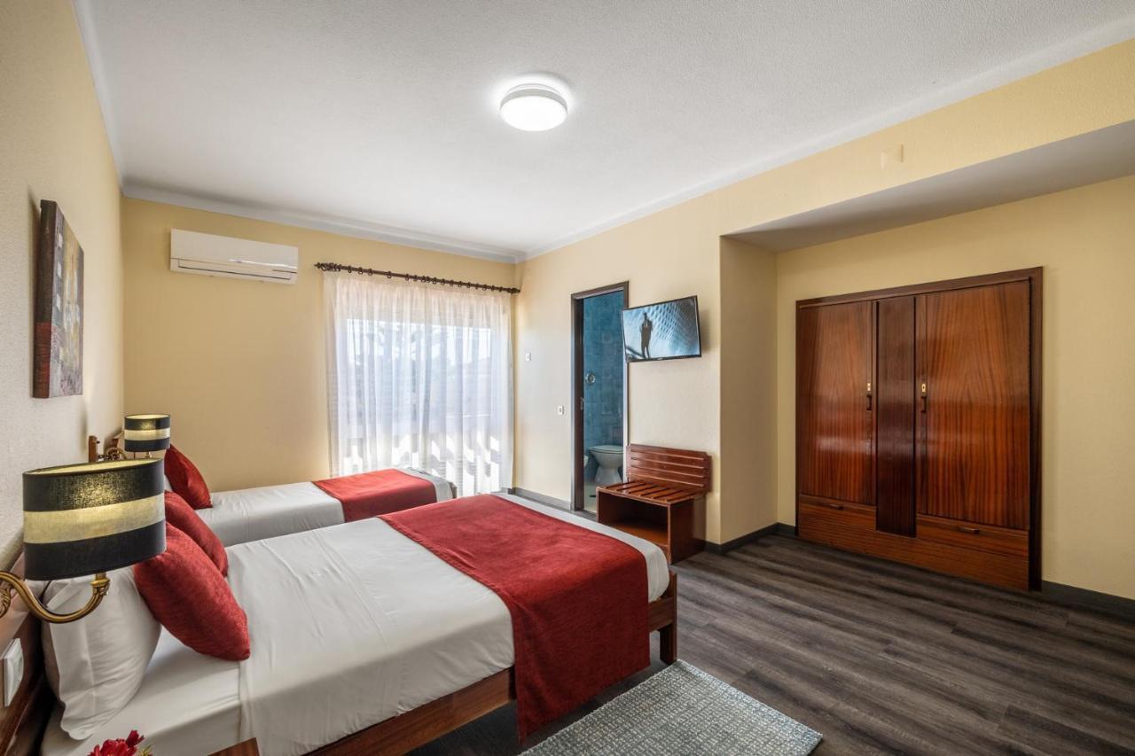 Hotel Colmeia Monte Real Eksteriør billede