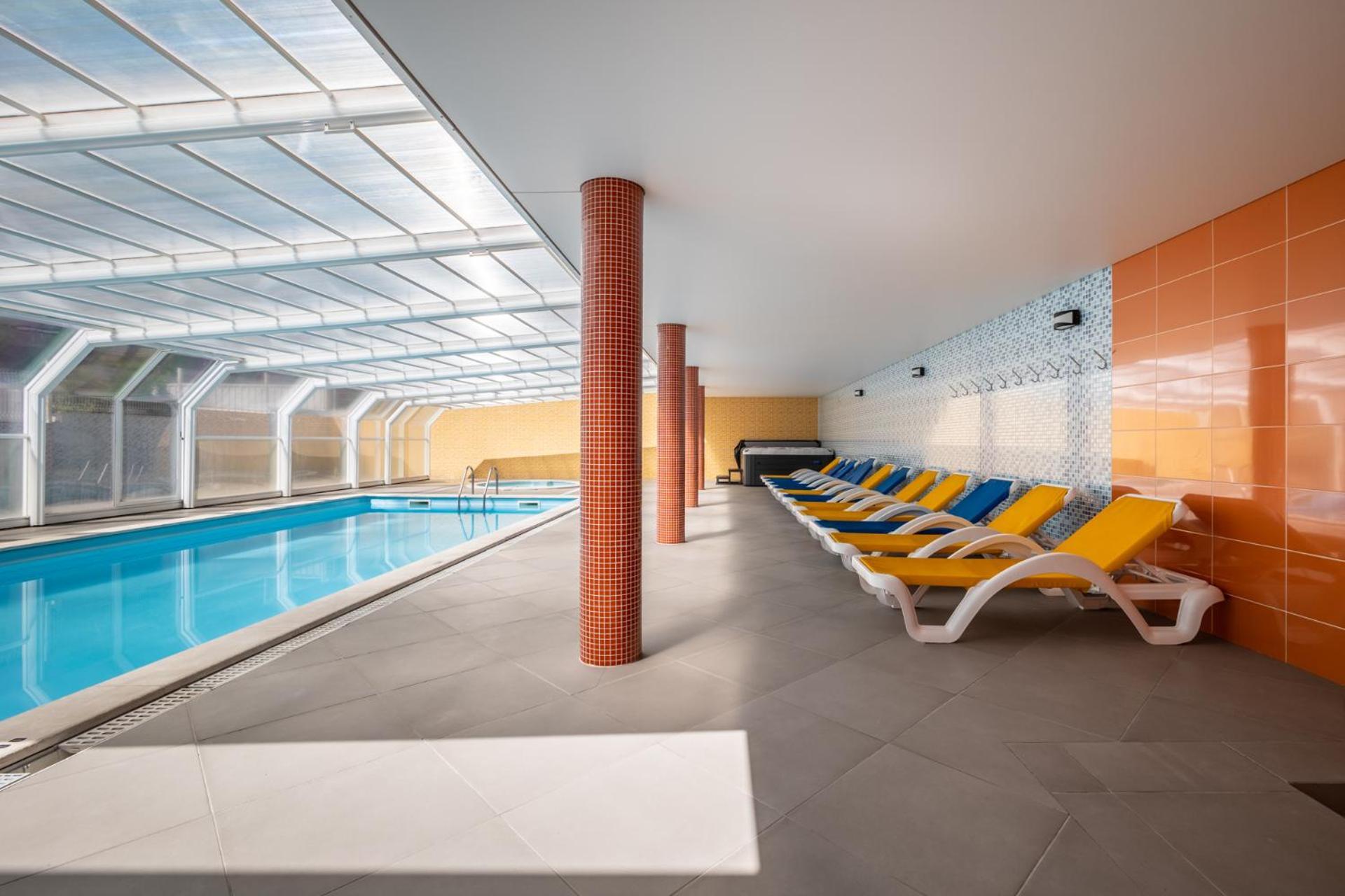 Hotel Colmeia Monte Real Eksteriør billede